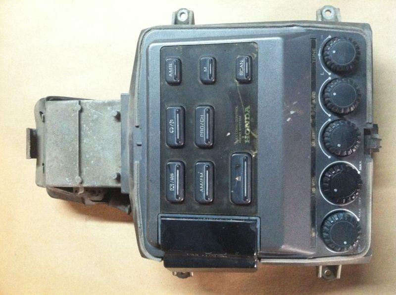 Gl1500se gl 1500 se gl1500 goldwing am fm radio cassette unit 39100-mt8-771