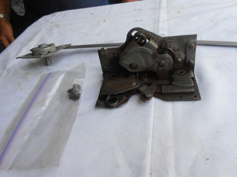 1949 plymouth 2 door coupe driver side door latch assembly, original part
