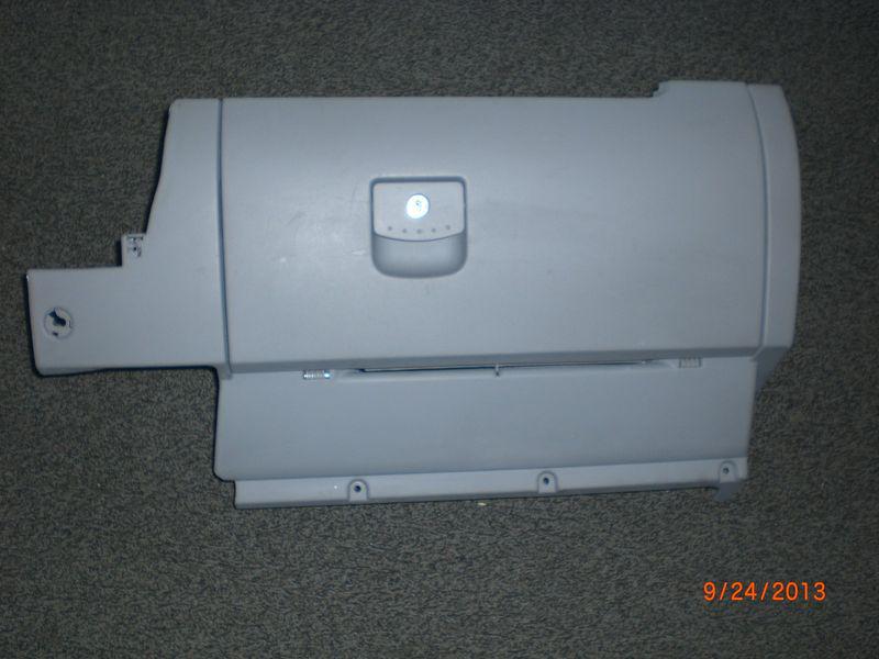 Buy 9810 VW VOLKSWAGEN BEETLE GLOVE BOX 99 00 01 02 03 04 05 06 07 08
