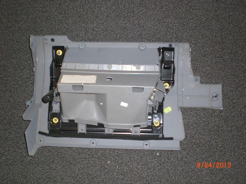 Buy 9810 VW VOLKSWAGEN BEETLE GLOVE BOX 99 00 01 02 03 04 05 06 07 08