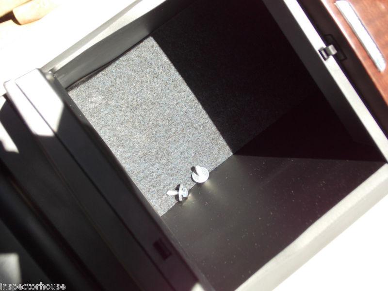 2013 Toyota Sienna Minivan Center Console, US $1.99, image 5