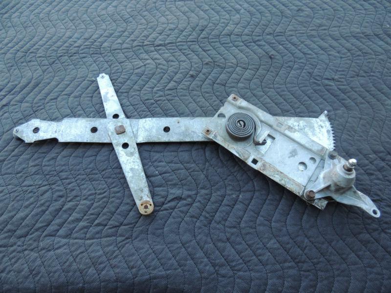 Find C3 CORVETTE Right Door Regulator in O'Fallon, Missouri, US, for US
