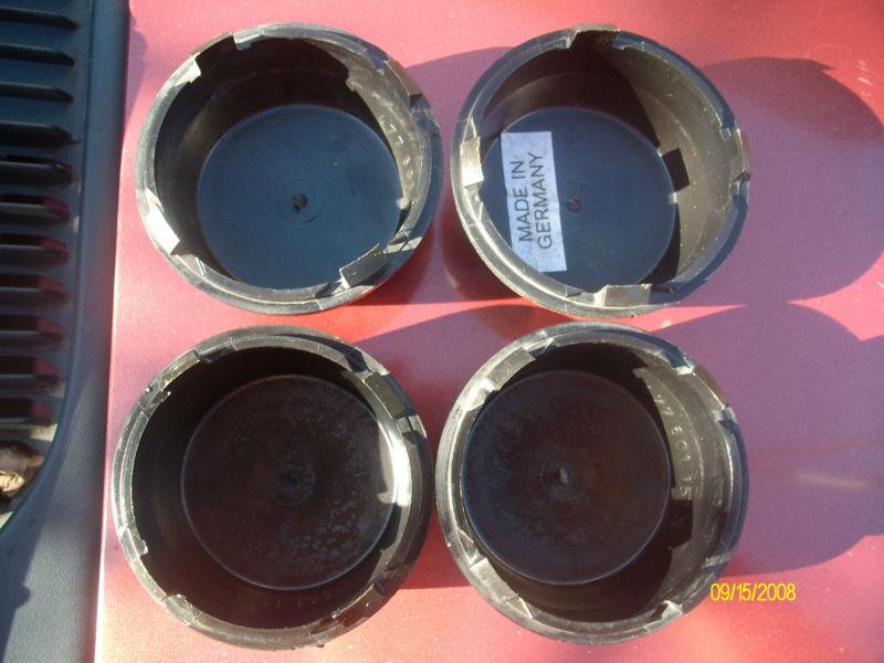 Find Vintage Center Caps for 1978 Porsche 924 in Horse Cave, Kentucky