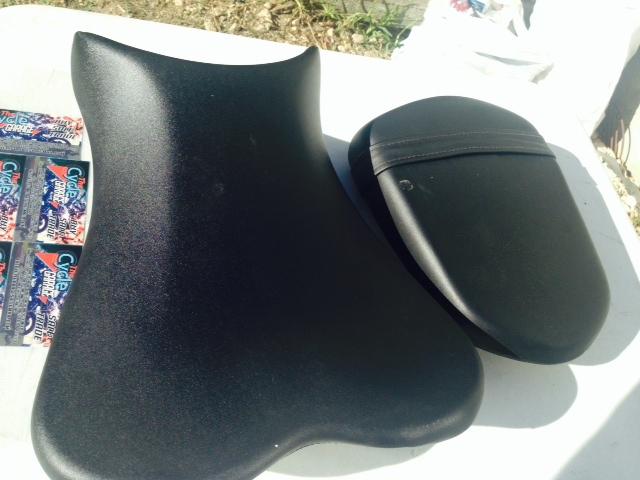 2006 2007 suzuki gsxr 600 750 front seat & rear seat oem oem