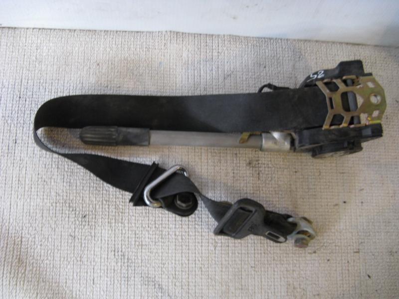 85 MERCEDES 190E D SEAT BELT ASSEMBLY FRONT LEFT DRIVER LH L. W/ RETRACTOR W201, US $50.00, image 2