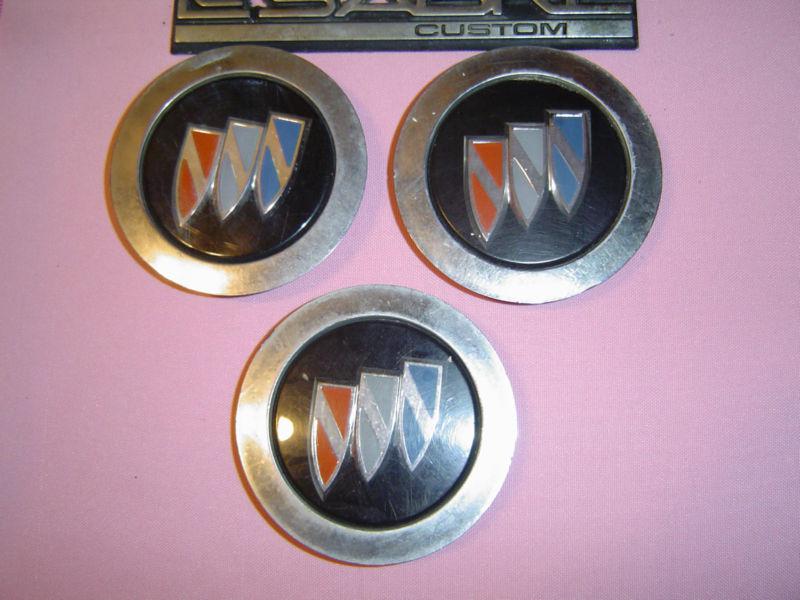 BUICK LeSABRE CHROME VINTAGE EMBLEMS HUB CAP 8 pieces, US $7.99, image 7