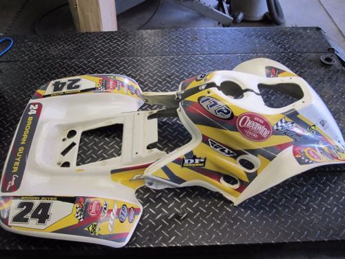 Find HONDA TRX90 93-05 MAIER FRONT AND REAR FENDERS WHITE COMPLETE SET