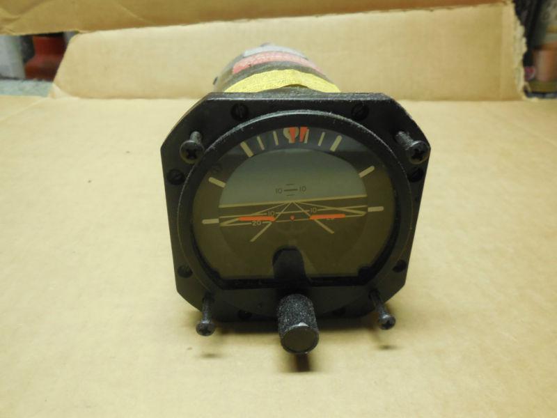 Edo-aire attitude gyro model 5000b-20 tso