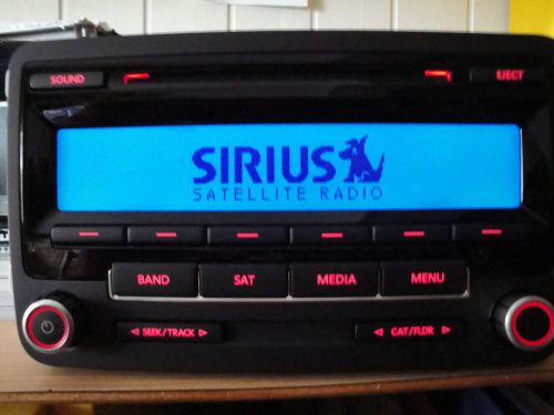 Vw rcd 310  new car stereo radio sirius satellit radio premium passat golf t5