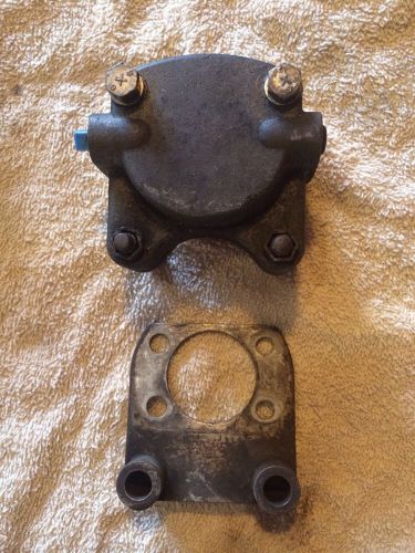 Cessna 150 &amp; 172 mccauley like c-30018 brake assembly pn: c163032-0107 w/pads