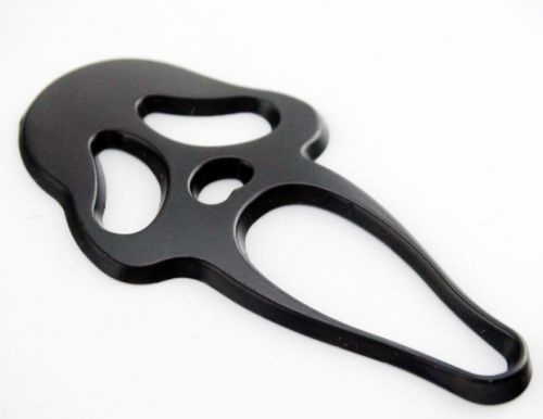 1x black alloy 3d halloween scream skull tank faring emblem decal for harley hd