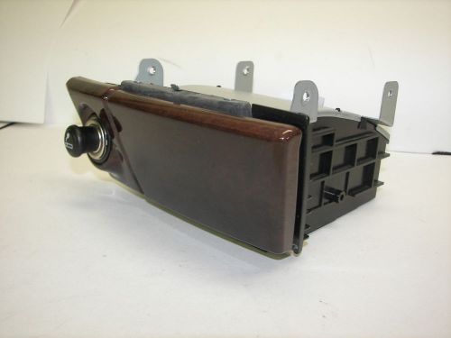 2000-2001  infiniti i30 ashtray woodgrain lighter power source plug coin tray