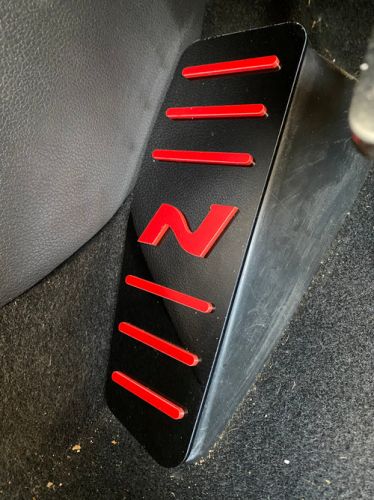 Hyundai i30N Dead Pedal Foot Rest Plate - Gloss Black / Red Acrylic RHD, US $, image 2
