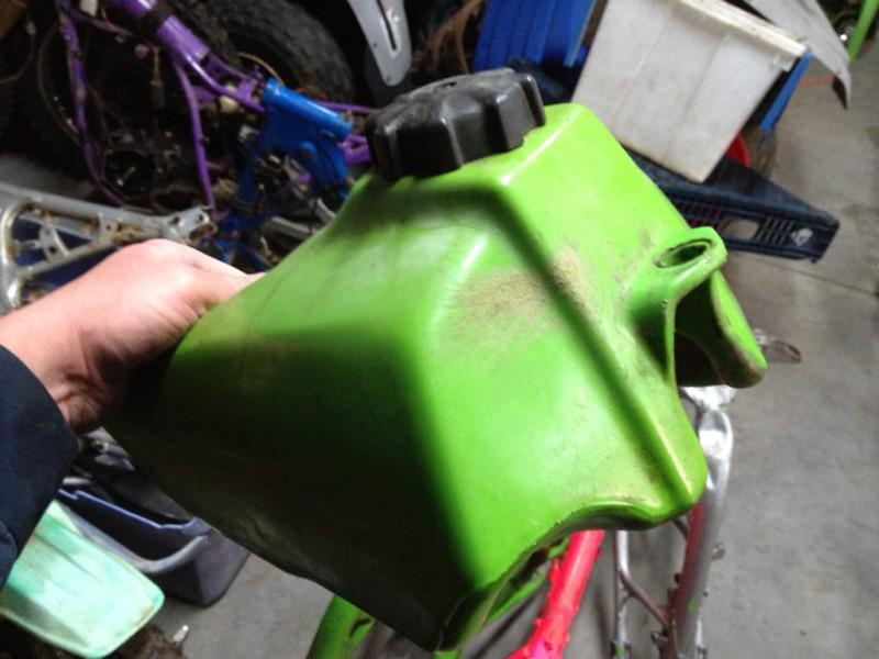 1999 kawasaki kx60 fuel gas tank petcock lid kx 60
