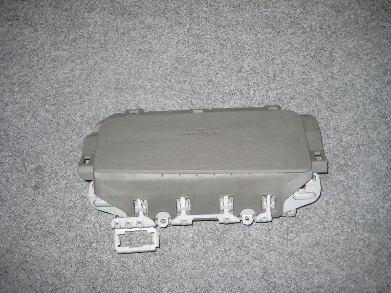 Find 09 10 11 12 13 TOYOTA SIENNA TUNDRA VENZA DRIVER KNEE AIRBAG AIR BAG OEM GRAY in Miami