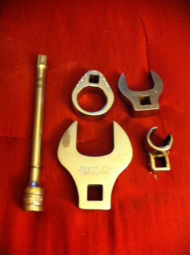 5 pc. assorted lot of snap-on & matco crowfoot wrenches and 6" extension