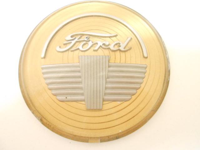 Nors 1947 1948  ford horn ring center button gold silver
