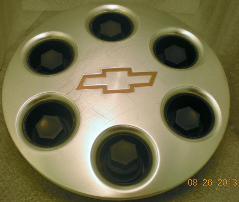 Find 9908 Chevrolet Silverado Z71 Tahoe Suburban Astro OEM Center Cap