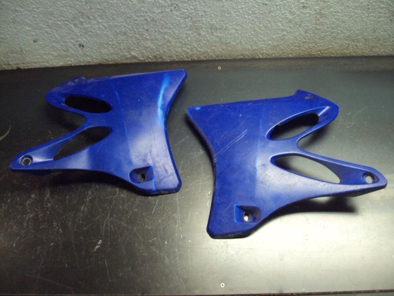 2005 05 yamaha yz250 yz 250 motorcycle radiator shrouds panel plastic cover blue