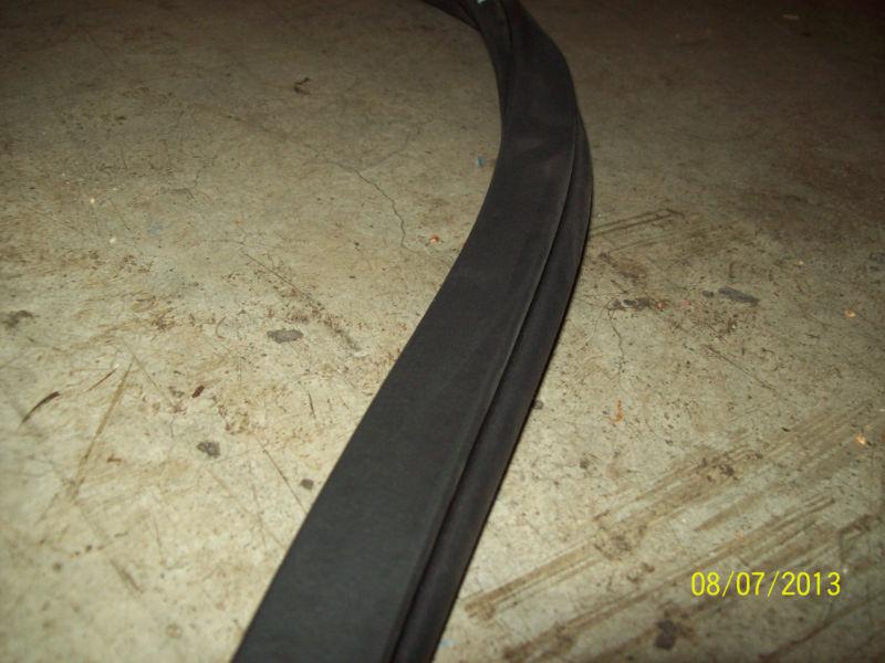 Find 1987 Buick Skylark sunroof seal, new old stock 20698162 in