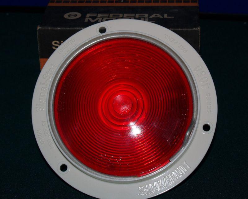 Pn 4662  signal stat red stop tail turn light