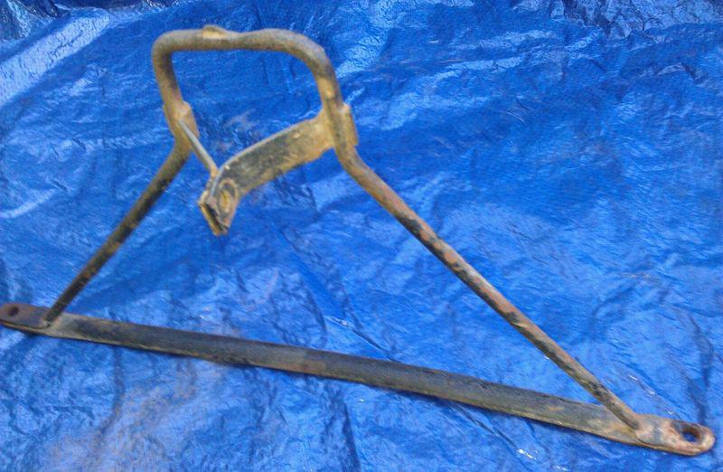 1938 deluxe - 1939 standard  ford car grille hood latch  bracket