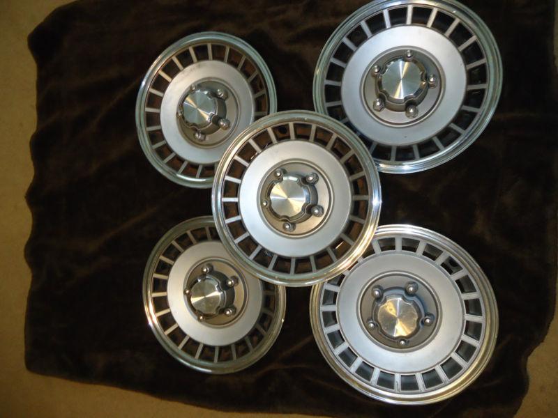 4-1980-1996 ford truck 4x4 f-150, bronco, van 16" wheel cover hubcaps 2 hub caps