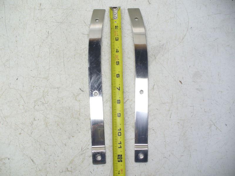 Harley windshield front vertical frame straps