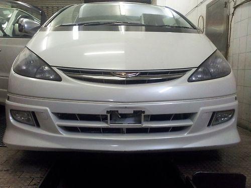 Pair koito 2002 3.0 toyota estima fog light only.........a