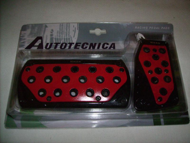 Niken  racing pedal pads- red & black- nom