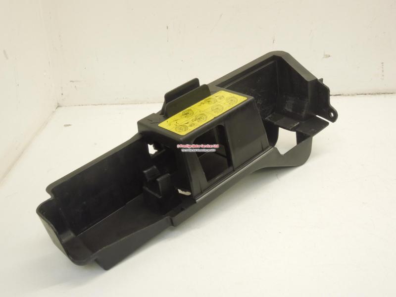 Audi a6 c6 saloon jack holder 4f0011215b