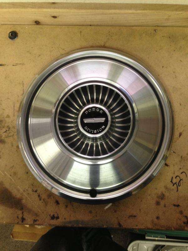 Find 197277 NOS DODGE 15" HUBCAP WHEEL COVER MOPAR HOTROD in