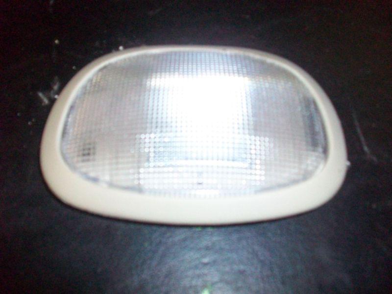 Sell 2001 Chrysler PT Cruiser Interior Dome Light in Morris, Illinois, US, for US 2.99