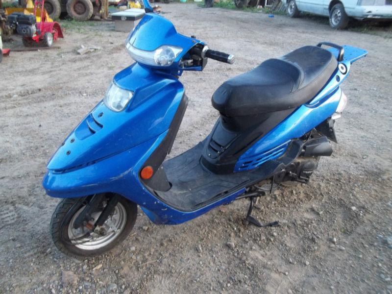 2006  cool sports lifan scooter moped  in michigan