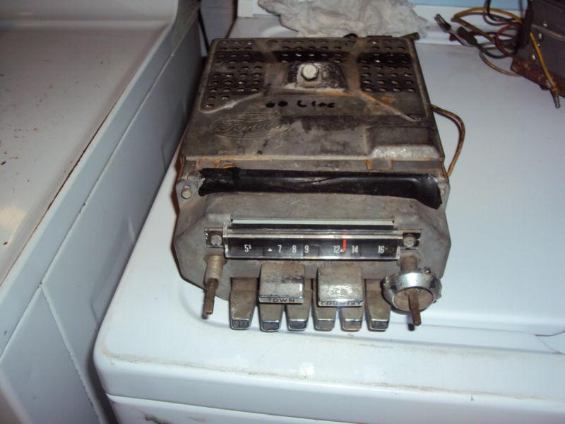 1960 lincoln radio