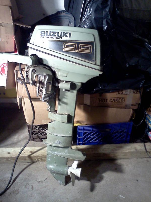 Suzuki 9.9 outboard motor electric start oil injection