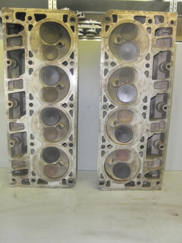 Sell GM CHEVROLET GEN III 6.0 CYLINDER HEADS LQ4 LQ9 317 in Lorena