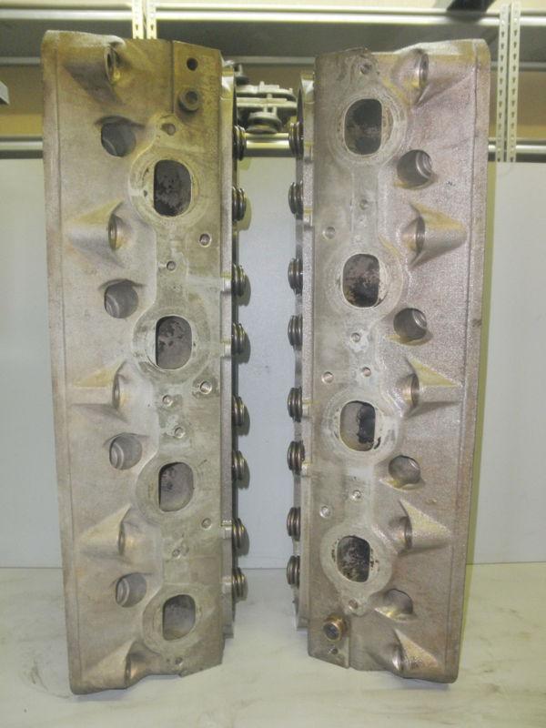 Sell GM CHEVROLET GEN III 6.0 CYLINDER HEADS LQ4 LQ9 317 in Lorena