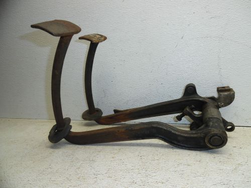 1940 40 buick gm transmisison clutch brake pedal pedals swing arm bracket