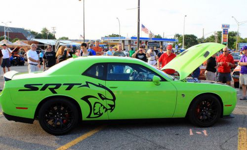 Challenger srt hellcat large decal kit (matte black or glossy)