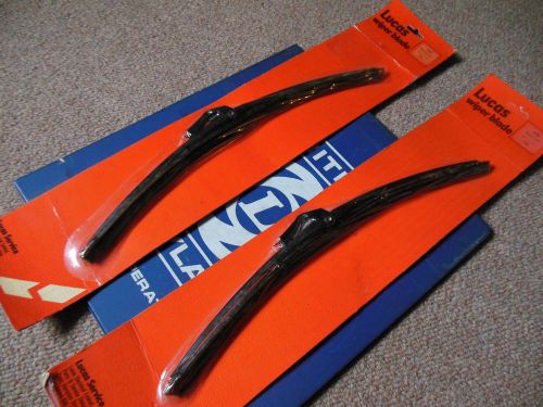 Nos lucas black wiper blades (2) 1973-1976 mgb gt 54723772 gwb245