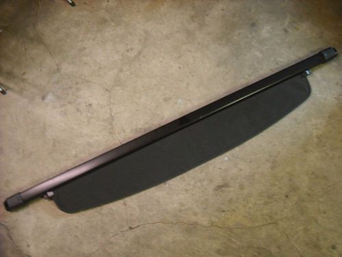 2007-2013 mitsubishi outlander  rear cargo cover-black -oem