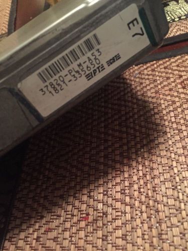 01 honda civic 1.7l sohc at fed ecu ecm computer 37820-plm-a53 !