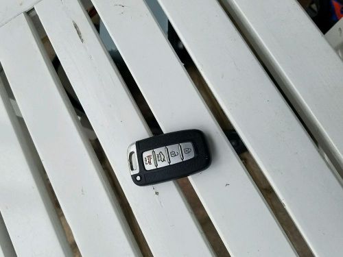 Hyundai genesis 2009-2012 key fob used