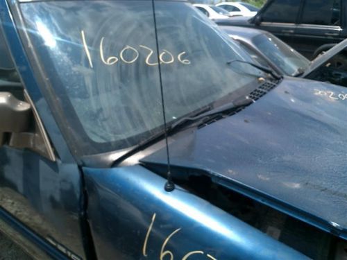 S10pickup 2000 antenna 467182