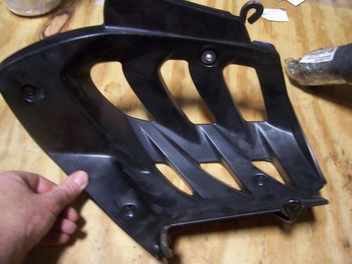 Yfz450 yfz 450 right heel guard foot well great condition 5d3-2164g-00-00
