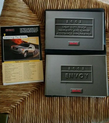 2002 gmc envoy owners manual complete wih case