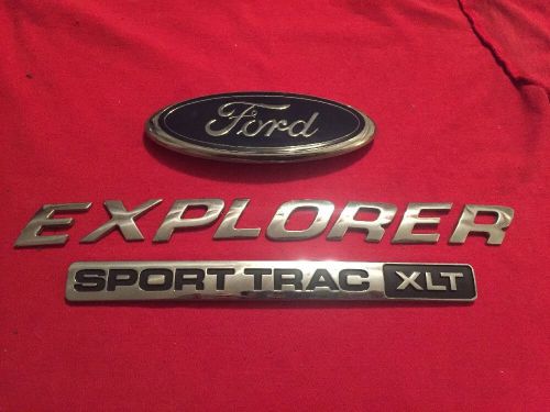 Used 2003 ford explorer sport trac xlt rear chrome oem logo sign script emblems