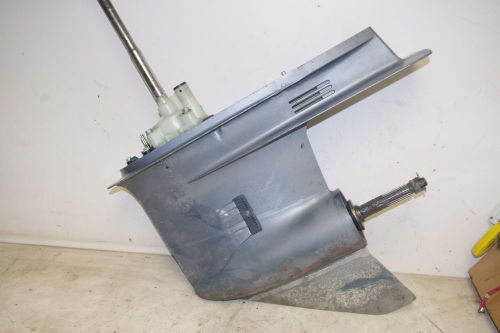 1989 yamaha outboard 200 2-stroke 25&#034; lower unit gearcase counter rotating