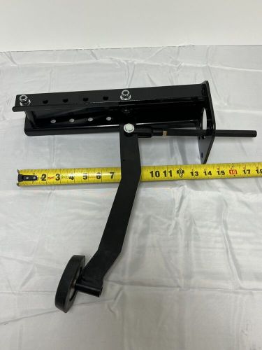 Black under dash bracket 7" single power brake booster &amp; oval master cylinder